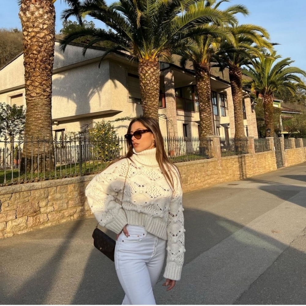 Zara Cable Knit Sweater With Buttons Bloggers Favorite - Picture 9 of 16